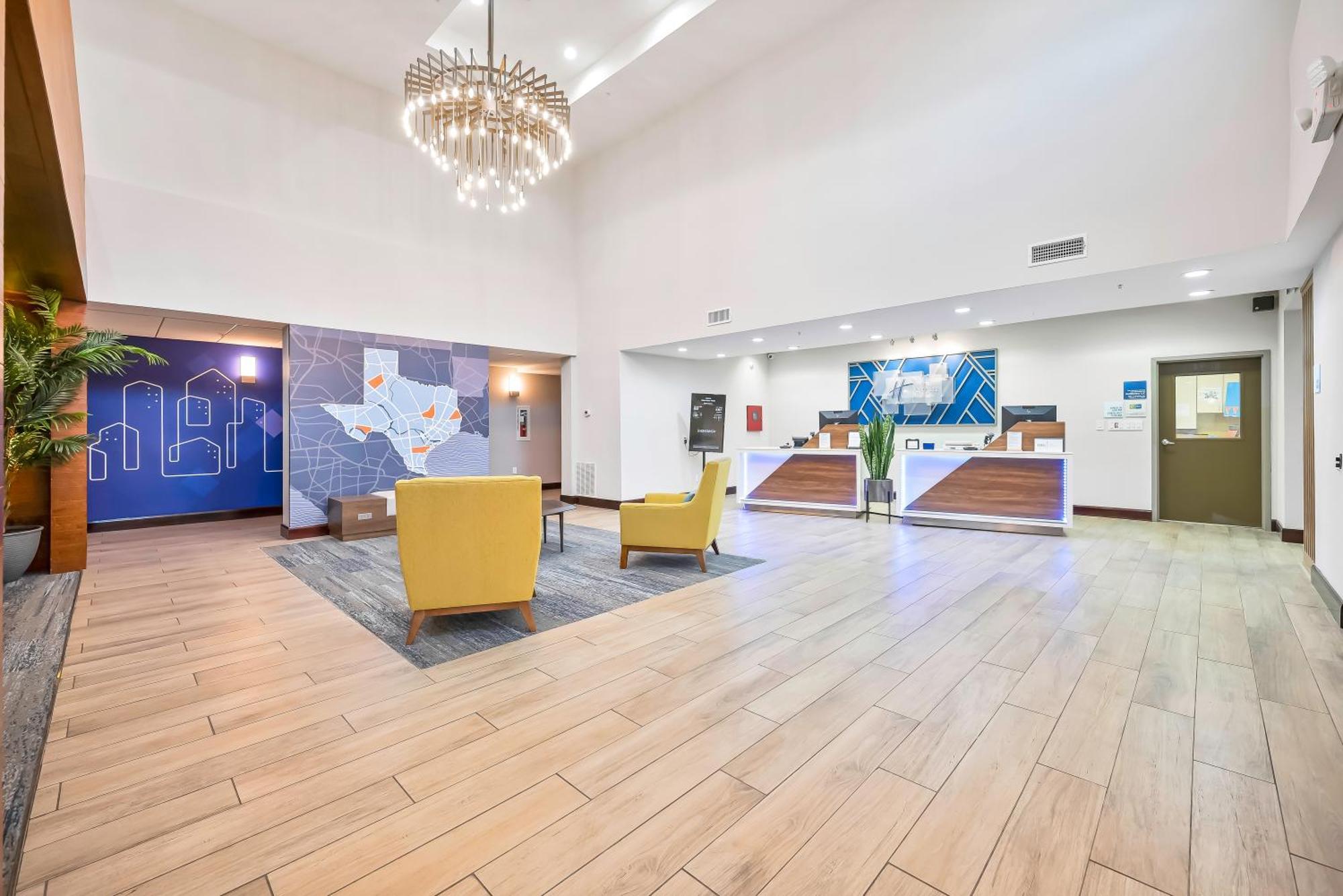 Holiday Inn Express Palestine By Ihg Exterior photo
