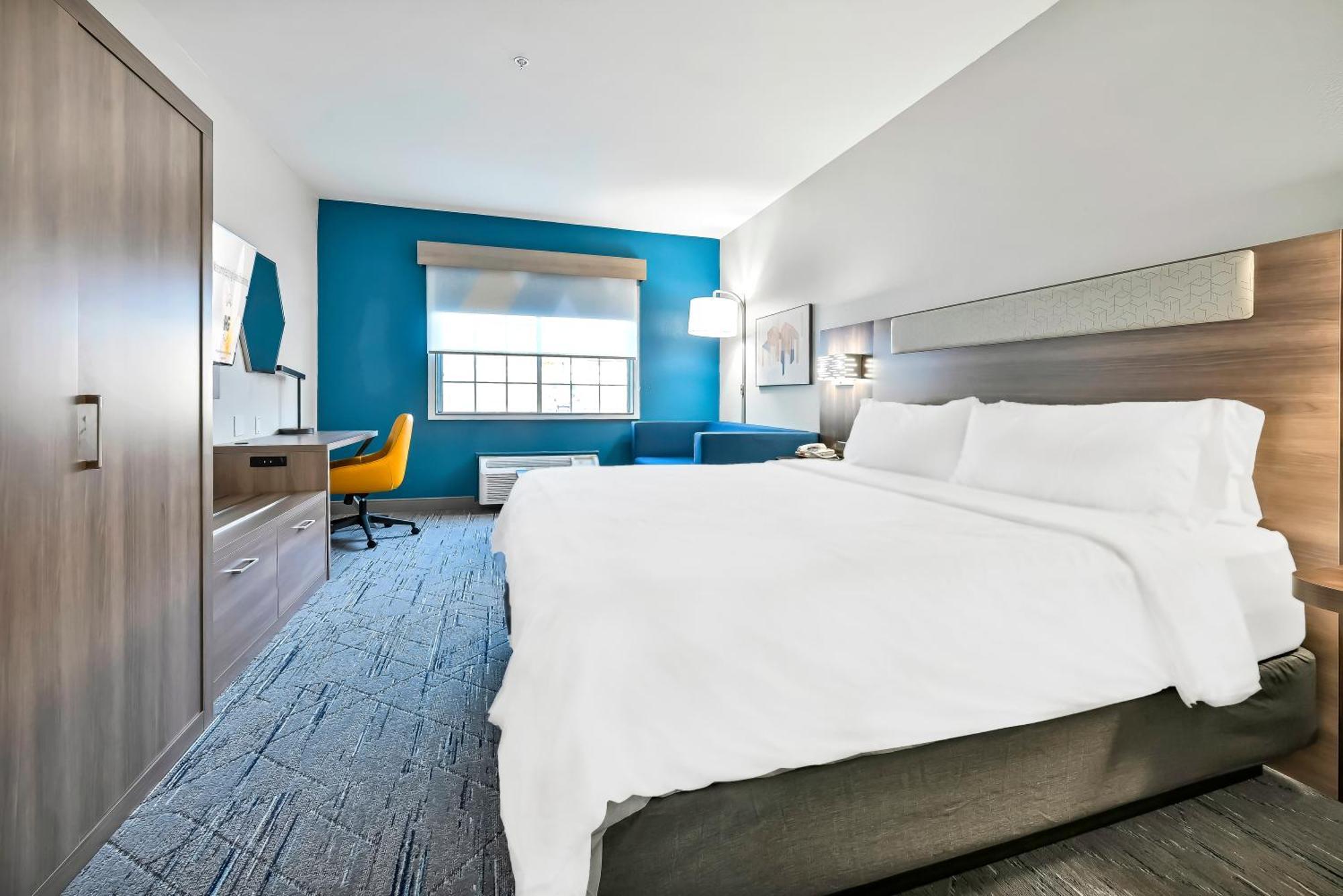 Holiday Inn Express Palestine By Ihg Exterior photo